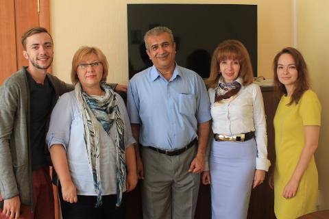 the visit of Sadek Mohamed, the chief of the " Baghdad  - City of Literature" program